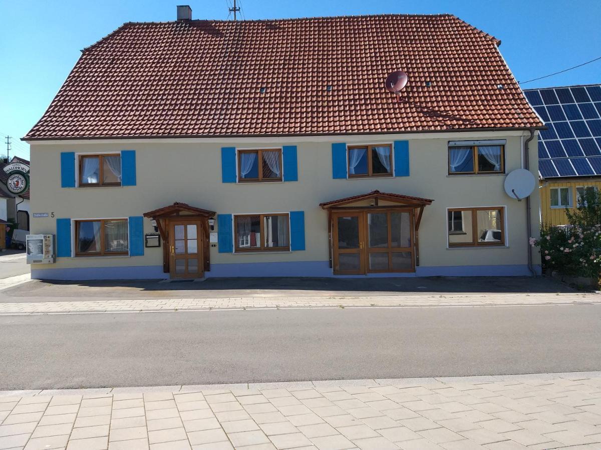 Gaestehaus Pension Waldhorn Weilen unter den Rinnen Eksteriør bilde
